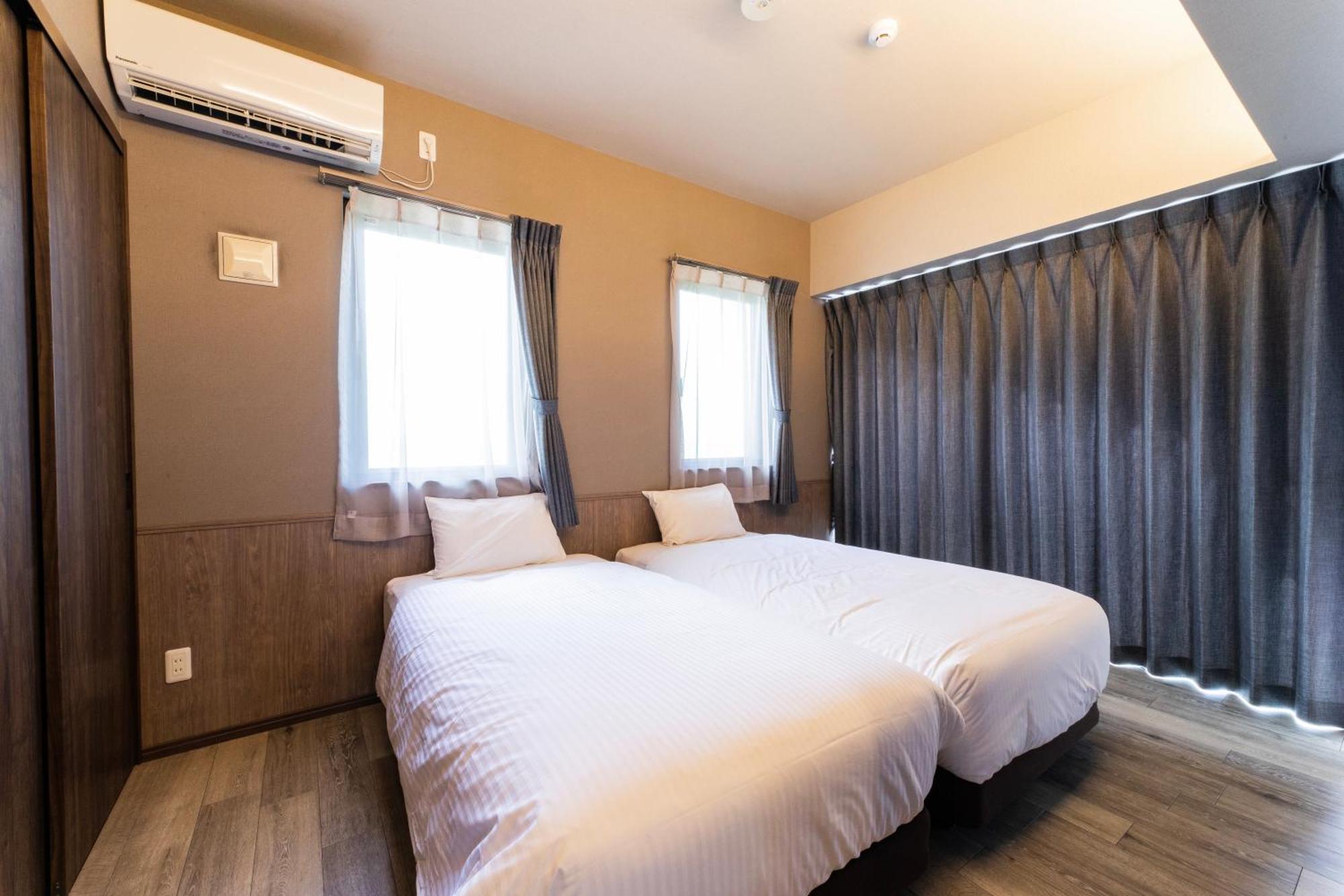 Breaky Hotel Chatan Exterior foto
