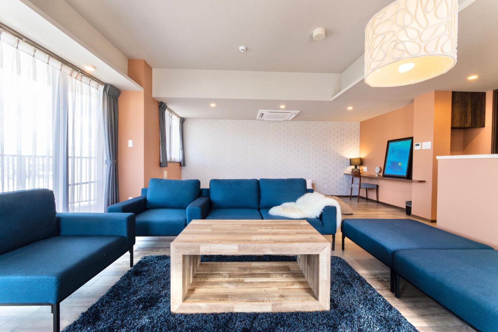 Breaky Hotel Chatan Exterior foto