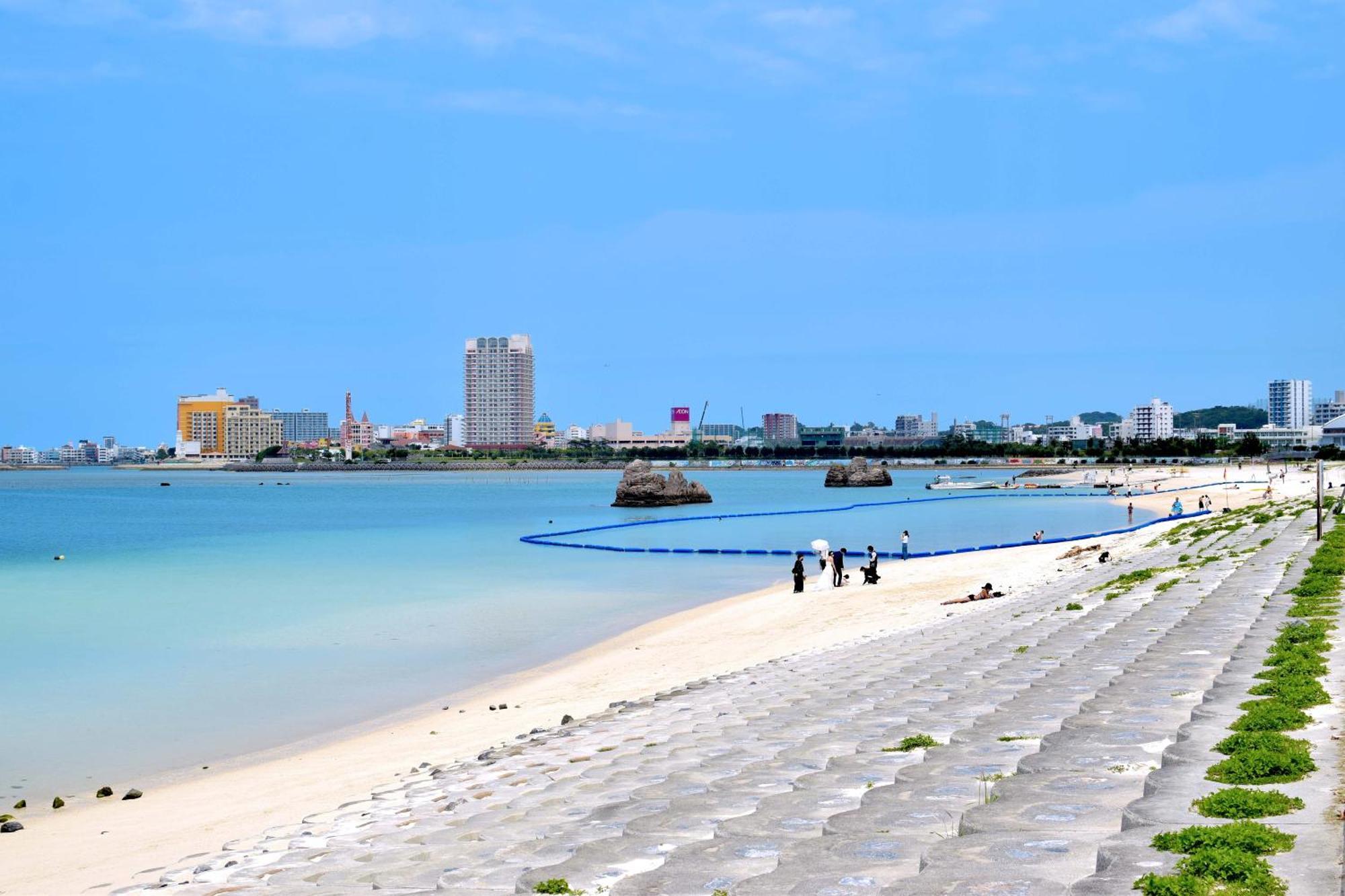 Breaky Hotel Chatan Exterior foto